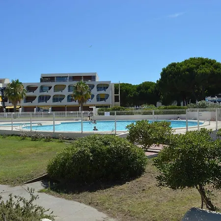 Climatise Avec Piscine, Proche - Fr-1-250-46 * Le Grau-du-Roi